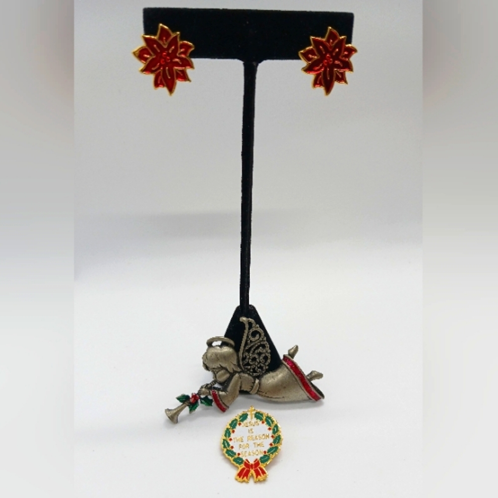 Christmas Angel Holly Wreath Jewelry Lot,  Marked JJ Designs